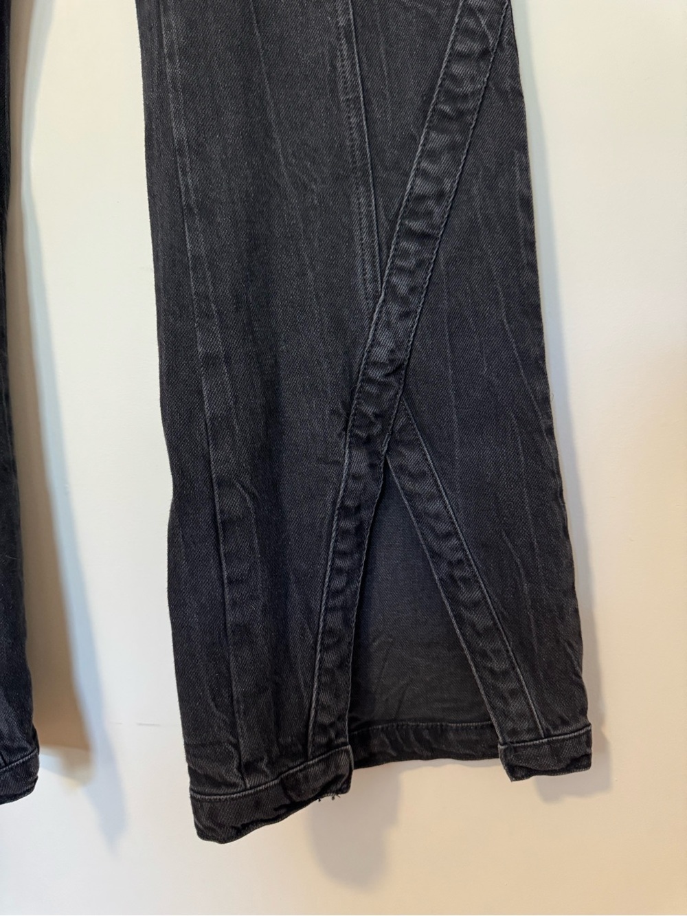 WE THE FREE Mona Crvy Flare Jeans 32 - Picture 4 of 9